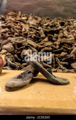 Stiefel der Opfer in Auschwitz Stockfoto