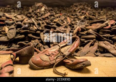 Stiefel der Opfer in Auschwitz Stockfoto