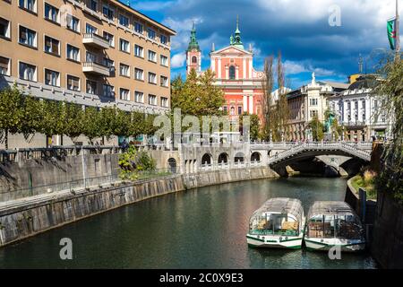 Franziskanerkirche in Ljubljana Stockfoto