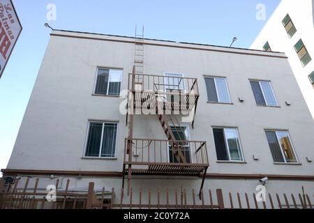 Los Angeles, Kalifornien, USA 12. Juni 2020 EINE allgemeine Sicht der Atmosphäre der letzten Residenz von Elizabeth Short, aka die Black Dahlia an 1738 N. Las Palmas Avenue am 12. Juni 2020 in Los Angeles, Kalifornien, USA. Foto von Barry King/Alamy Stockfoto Stockfoto