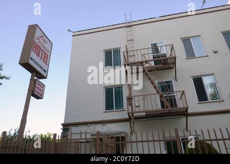 Los Angeles, Kalifornien, USA 12. Juni 2020 EINE allgemeine Sicht der Atmosphäre der letzten Residenz von Elizabeth Short, aka die Black Dahlia an 1738 N. Las Palmas Avenue am 12. Juni 2020 in Los Angeles, Kalifornien, USA. Foto von Barry King/Alamy Stockfoto Stockfoto