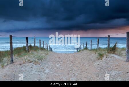 Dusche von der Nordsee zum Strand Stockfoto