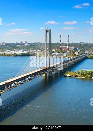 Südlichen Brücke in Kiew Stockfoto