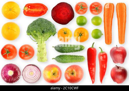 Stellen Sie Obst und Gemüse isoliert auf weißem Hintergrund. Stockfoto