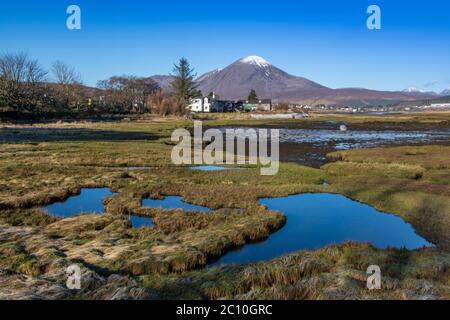 Broadford, die zweitgrößte Stadt auf der Isle of Skye bei Ebbe Stockfoto