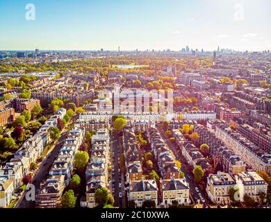 Luftaufnahme von Kensington am Morgen, London, Großbritannien Stockfoto