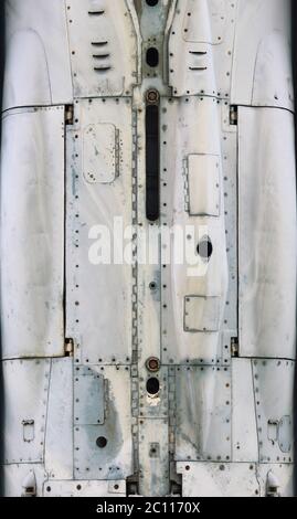 Flugzeug Metalloberfläche mit Aluminium und Nieten Stockfoto