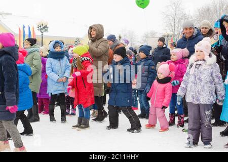 Borisov, Belarus - 18. Februar 2018: Feier der alten heidnischen Urlaub Fastnachtswoche in modernen Belarus Stockfoto