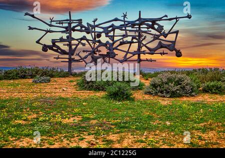 Eine Bronzeskulptur im World Holocaust Remembrance Center in Jeruslaem, Israel, Naher Osten. Stockfoto