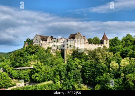 Schloss Laufen-Uhwiesen am rheinfall in Schaffhausen Schweiz 20.5.2020 Stockfoto