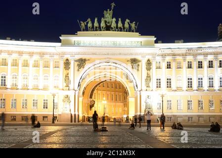 Das Gebäude des Generalstabs am Palastplatz. Stockfoto