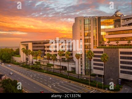 Unternehmens- und Finanzbüros in Sandton Johannesburg Südafrika am Sonnenuntergang Himmel Stockfoto