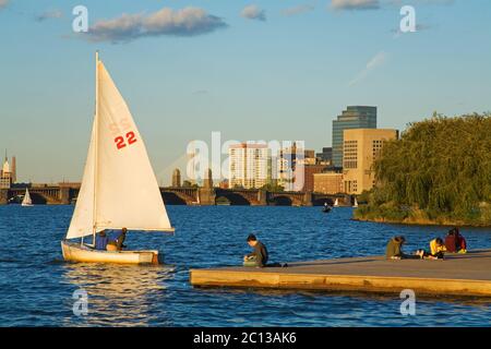 Esplanade Boat Dock, Charles River, Boston, Massachusetts, USA Stockfoto