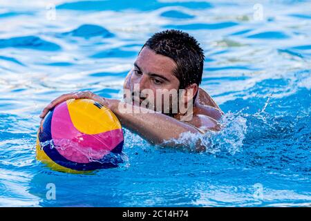 nicholas presciutti (italien) während der Ausbildung Settebello Italienisch Wasserball Team in Kaldarella Pool in der , siracusa, Italien, 11 Juni 2020 Stockfoto