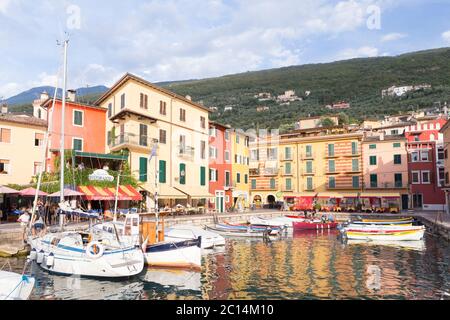 Hafen Castelletto di Brenzone, Gardasee, Italien Stockfoto