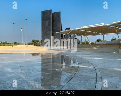 Naher Osten 14. juni 2020 abu dhabi, Lehnen Säulen des Kriegs Memorial vereinigte arabische emirate Stockfoto