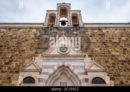 Kirche des Heiligen Michael in Sereel Dorf auch als Siriil bekannt, in Zgharta Bezirk im Norden Governorate des Libanon Stockfoto