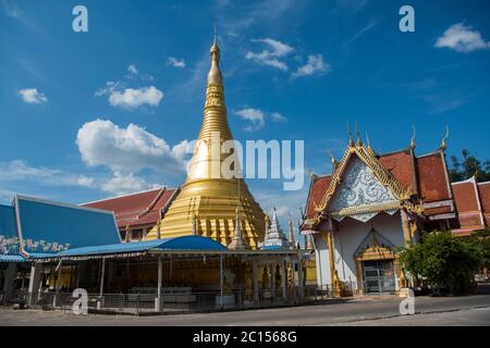 Der Wat Chumphon Khiri in der Stadt Mae Sot in der Provinz Tak in Tahiland. Thailand, Mae Sot, November 2019 Stockfoto