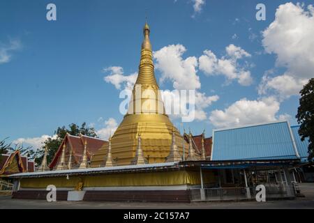 Der Wat Chumphon Khiri in der Stadt Mae Sot in der Provinz Tak in Tahiland. Thailand, Mae Sot, November 2019 Stockfoto