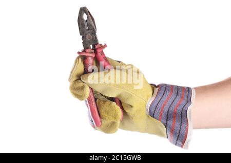 Zange in der Hand eines Mannes isoliert auf weiß Stockfoto