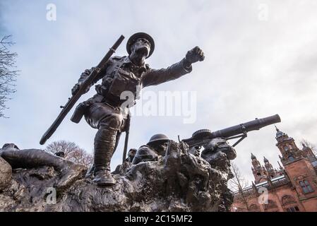 Cameronians (Scottish Rifles) war Memorials, auf dem Gelände der Kelvingrove Art Gallery and Museum 1425 Argyle Street, Glasgow, Schottland. Stockfoto