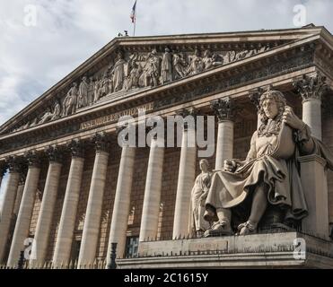 COLBERT-STATUE IN DER ASSEMBLEE NATIONALE, PARIS Stockfoto