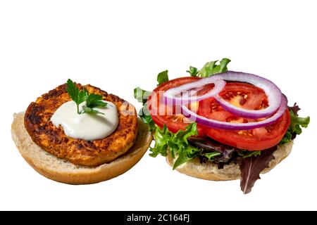 Lachsburger auf weißem Hintergrund. Stockfoto