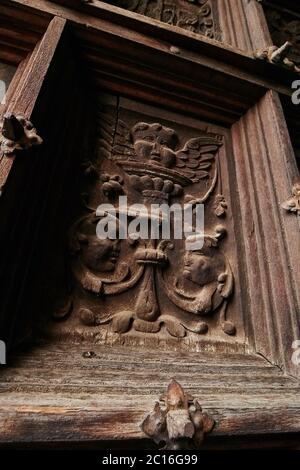 Details von Parroquia de Santa María la Mayor in Ezcaray, Provinz La Rioja, Spanien. Stockfoto