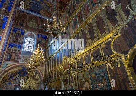 Im Inneren der Kathedrale der Geburt der Jungfrau Maria, Susdal, Russland Stockfoto