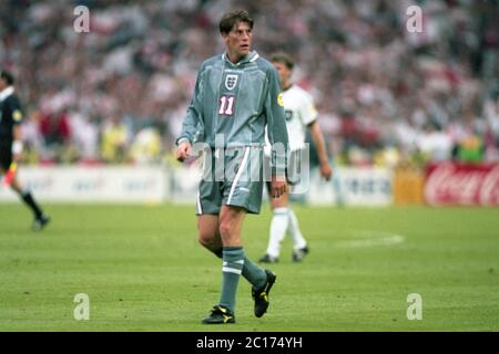 Grossbritannien. April 2020. Fußball, firo: 26.06.1996 Fußball-Europameisterschaft Euro 1996 Halbfinale, K.O.-Phase, Halbfinale, Archivfoto, Archivbilder Deutschland - England 6: 5 im, nach Elfmeterschießen Darren Anderton, ganze Figur Quelle: dpa/Alamy Live News Stockfoto