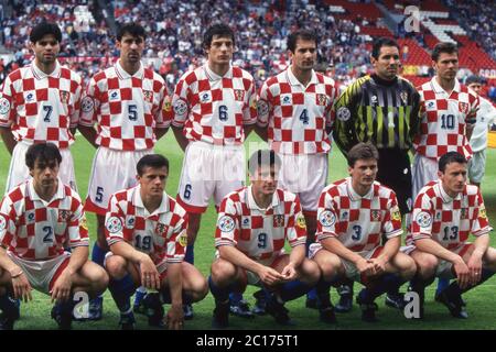 Grossbritannien. April 2020. Fußball, firo: 23. Juni 1996 Fußball-Europameisterschaft Europameisterschaft 1996 Viertelfinale, K.O.-Phase, Archivfoto, Archivfotos Deutschland - Kroatien 2: 1 Kroatien, Teamfoto, Teamfoto Quelle: dpa/Alamy Live News Stockfoto