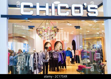 New Orleans Louisiana, French Quarter, Chico's, Einzelhandelskette, Geschäft, Geschäfte, Unternehmen, Bezirk, Shopping Shopper Shopper Shopper Shop Shops Market Markets Market Stockfoto