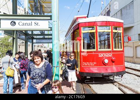 New Orleans Louisiana, Regional Transit Authority, RTA, Riverfront Streetcar Line, Canal Street Station, Straßenbahn, Trolley, Haltestelle, Beifahrer Fahrer Stockfoto