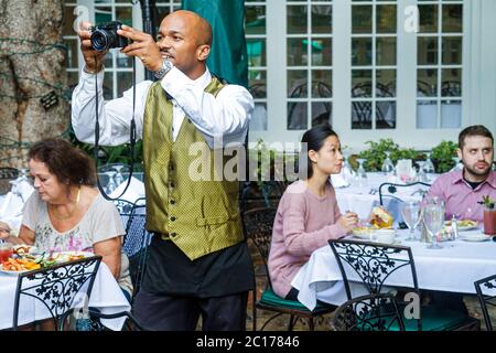 New Orleans Louisiana, French Quarter, Royal Street, The Court of Two Sisters, Jazz Brunch im Buffetstil, Essen, alles, was man essen kann, kreolische Küche, historisches Restaurant Stockfoto