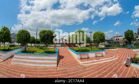 Nueva Loja, Sucumbios / Ecuador - 5. Januar 2020: Blick auf das Zentrum der Stadt Nueva Loja, auch bekannt als Lago Agrio Stockfoto