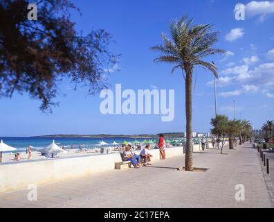 Strandpromenade, Cala Millor, Sant Llorenç des Cardassar Gemeinde, Mallorca, Balearen, Spanien Stockfoto