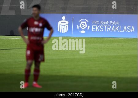 Banner mit Logo der PKO Bank Polski Ekstraklasa während des polnischen Ekstraklasa-Spiels zwischen Arka Gdynia und Wisla Krakau.(Endstand; Arka Gdynia 0:0 Wisla Krakau) Stockfoto