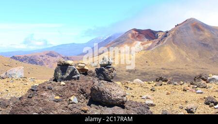 Wunderschöne Landschaft entlang der Tongariro Alpine Crossing in Neuseeland Stockfoto