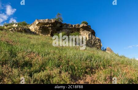 Stadt Bakla in Bakhchysarai Raion, Crimea Höhle. Stockfoto