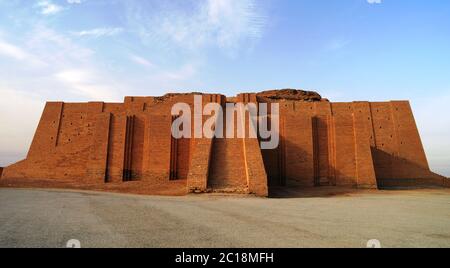 Restaurierte zikkurat im alten Ur, sumerischen Tempel, Irak Stockfoto