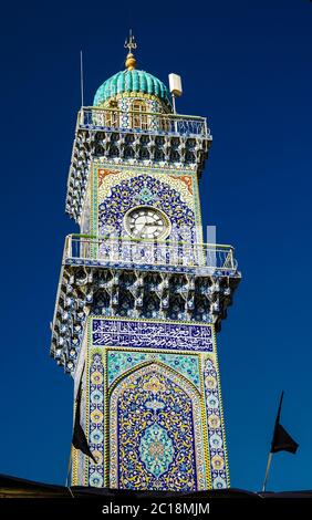 Uhrturm von Al-Kadhimiya aka Goldene Moschee in Bagdad Irak Stockfoto