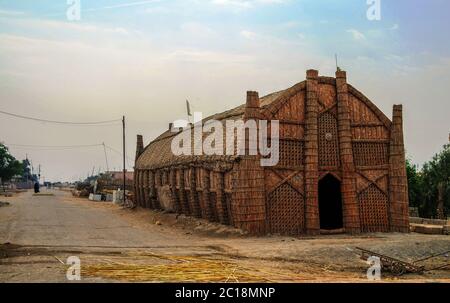 Mudhif, das traditionelle Haus der marscharaber alias madan, Irak Stockfoto