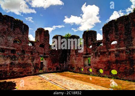 Ruinen der Festung Zeeland auf der Insel im Essequibo Delta Guyana Stockfoto