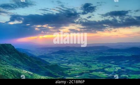 Panorama von Semien Berge und Tal rund um Lalibela Äthiopien Stockfoto