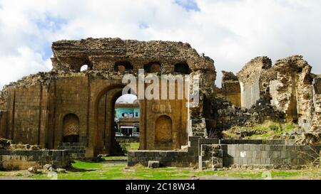 Außenansicht der römischen termas Ruine bei Philippopolis, Shahbaa, Sy Stockfoto