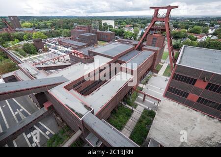 Luftpanorama von Zeche Zollverein, Zeche Zollverein, Zeche Industrieanlage, vom Dach des Ruhrmuseums im Ruhrgebiet in Essen, Deutschland Stockfoto