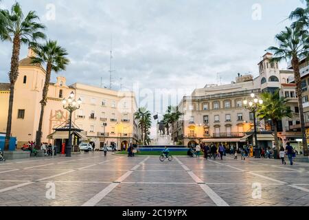 Hauptplatz Plaza de las Monjas in Huelva, Andalusien, Spanien Stockfoto