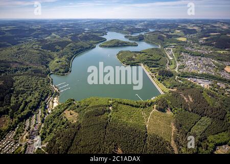 Luftbild, Gilberginsel, Biggensee, Ausflugsboot auf dem Biggendamm, Attendorn, Sauerland, Nordrhein-Westfalen, Deutschland, Ausflugsfahrten, Ausflüge Stockfoto