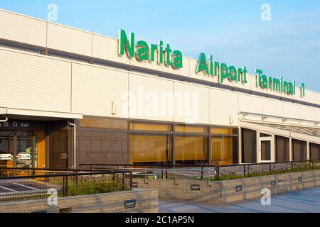 Tokio, Japan - Fassade des Terminals 1 am Flughafen Narita. Stockfoto