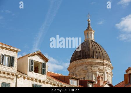 Kuppel der Kathedrale der Himmelfahrt der Jungfrau Maria in Dubrovnik, Kroatien Stockfoto